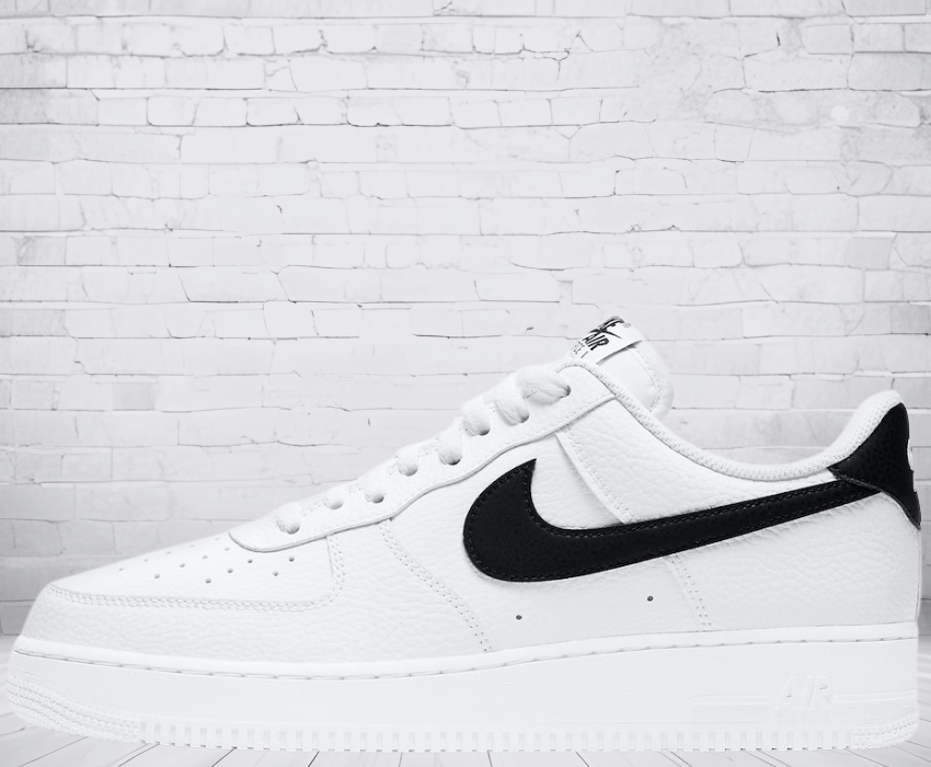 Nike Air Force 1 Low "07 White Black Pebbled Leather"
