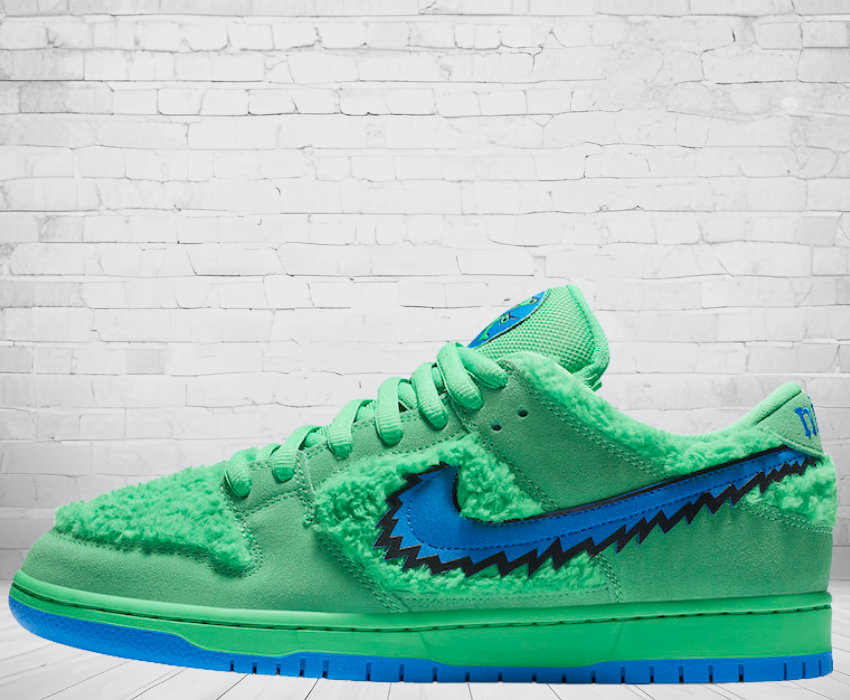 Nike Dunk Low SB "Grateful Dead Green Bear"