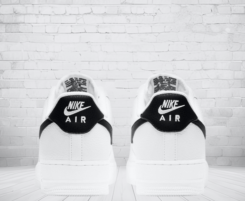 Nike Air Force 1 Low "07 White Black Pebbled Leather"