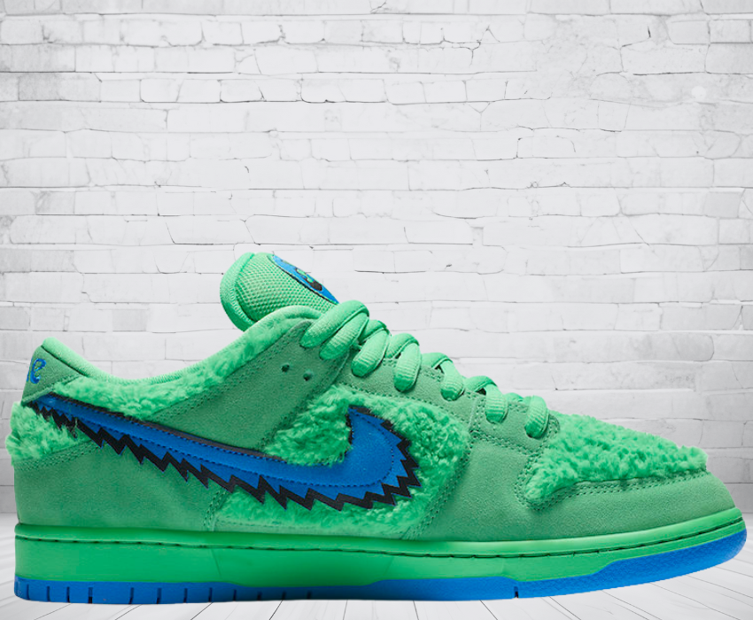 Nike Dunk Low SB "Grateful Dead Green Bear"