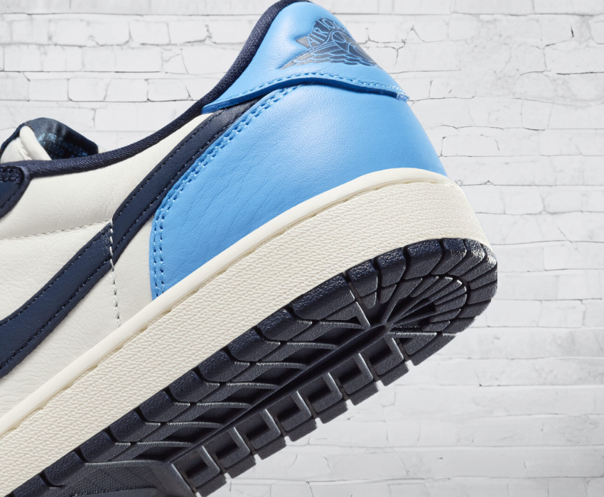 Jordan 1 Low "Obsidian"