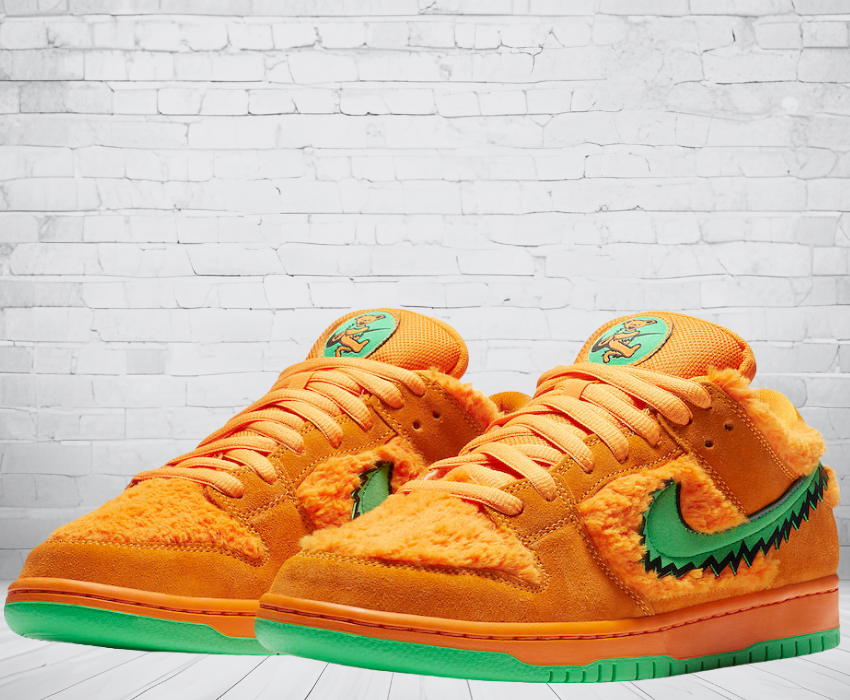 Nike Dunk Low SB "Grateful Dead Orange Bear"