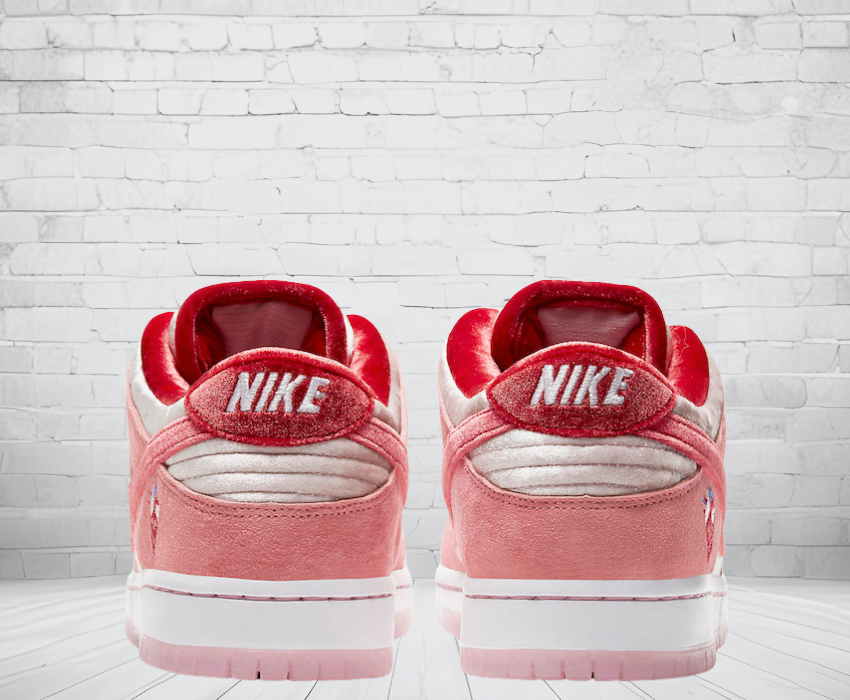 Nike Dunk Low SB "StrangeLove Skateboards"