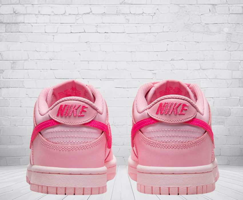 Nike Dunk Low "Triple Pink"