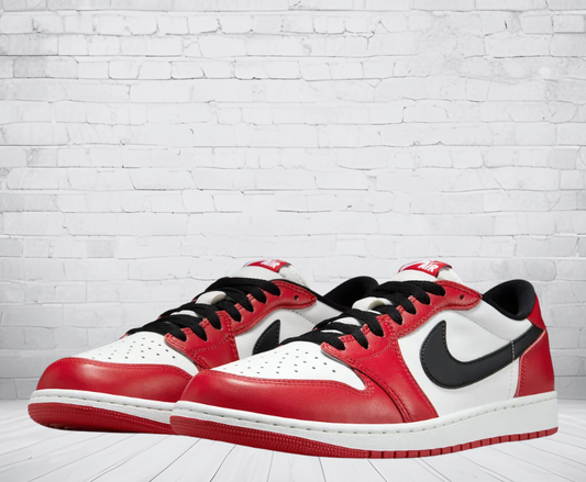 Jordan 1 Low OG "Chicago"