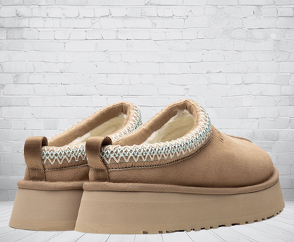 UGG "Tazz Slipper Sand"