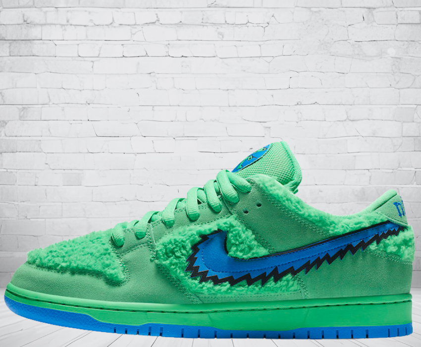 Nike Dunk Low SB "Grateful Dead Green Bear" 