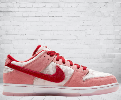 Nike Dunk Low SB "StrangeLove Skateboards"