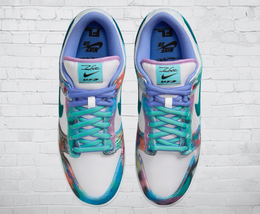 Nike Dunk Low SB "Futura Laboratories Bleached Aqua"