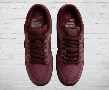 Nike Dunk Low SB "City Of Love Burgundy Crush"