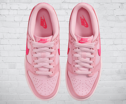 Nike Dunk Low "Triple Pink"