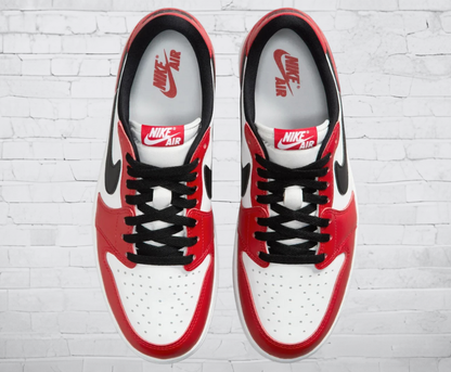 Jordan 1 Low OG "Chicago"