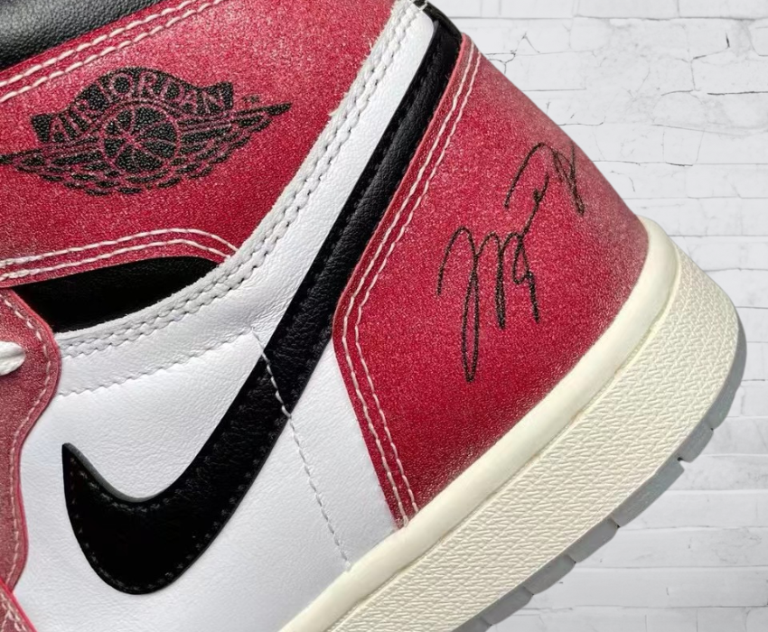 Jordan 1 Retro High "OG SP 'Chicago' Friends & Family X Trophy Room"