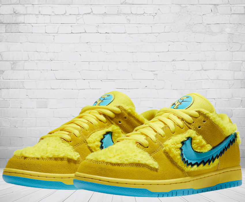 Nike Dunk Low SB "Grateful Dead Yellow Bear"