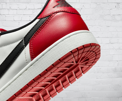 Jordan 1 Low OG "Chicago"