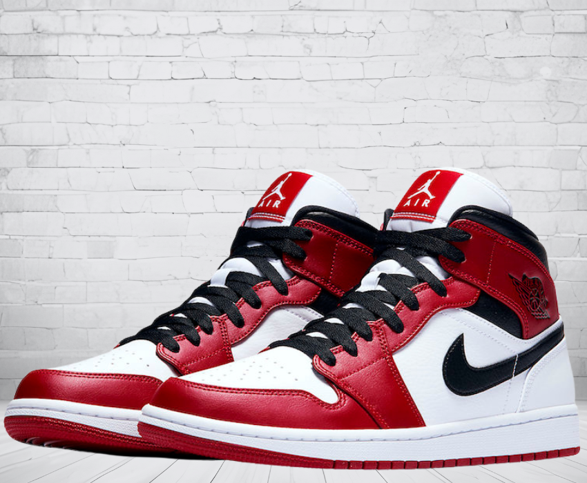 Jordan 1 Mid "Chicago"